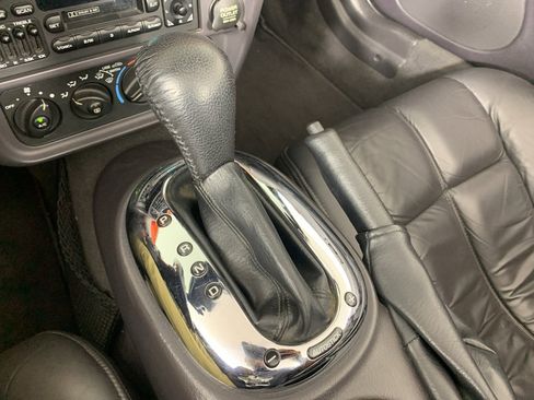 Used 2001 Chrysler Prowler image 27