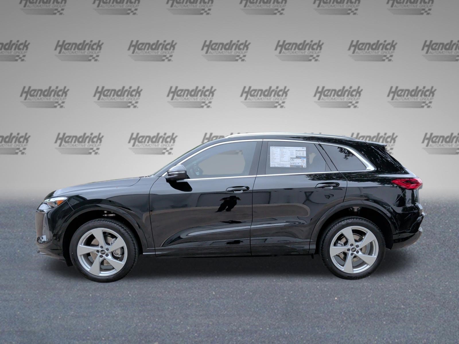 Used 2025 Audi Q5 Premium AWD/4WD image 6