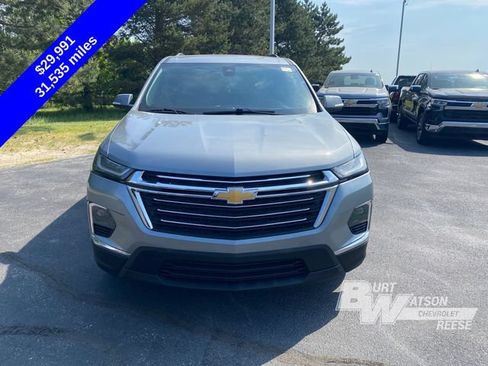 Used 2023 Chevrolet Traverse LT FWD image 10