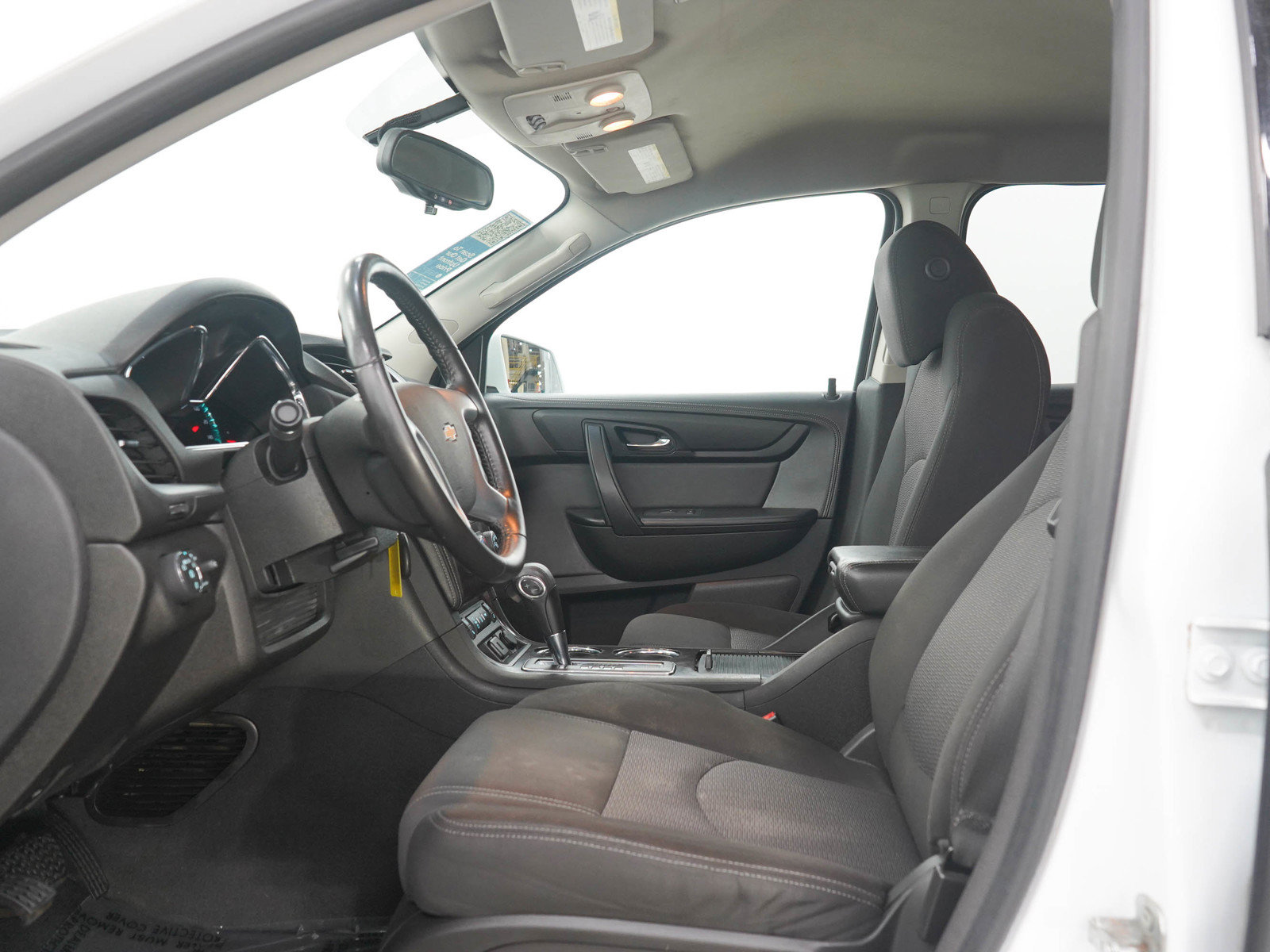 Used 2016 Chevrolet Traverse LT w/ Style and Technology Package AWD/4WD image 22