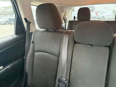 Used 2017 Dodge Journey SE w/ Flexible Seating Group FWD image 15