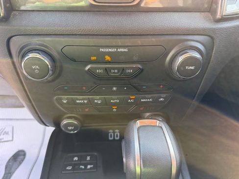 Used 2021 Ford Ranger Lariat w/ Equipment Group 501A High image 11