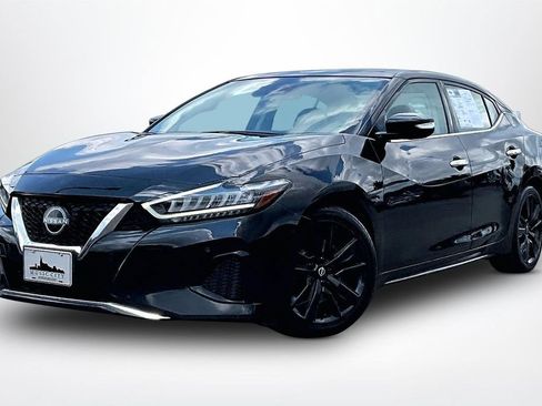 Used 2023 Nissan Maxima SL FWD image 3