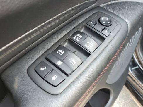 Certified 2025 Dodge Durango GT AWD/4WD image 7
