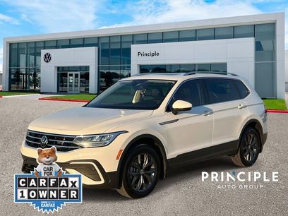 Certified 2022 Volkswagen Tiguan SE w/ Panoramic Sunroof Package