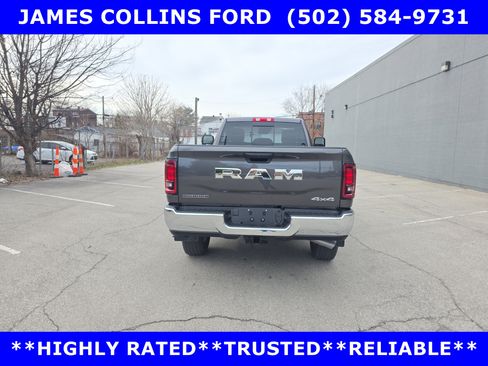 Used 2025 RAM 3500 Big Horn AWD/4WD image 7