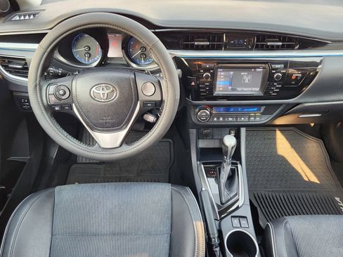 Used 2016 Toyota Corolla S FWD image 29
