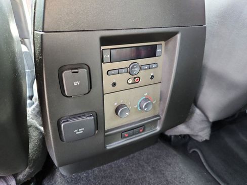 Used 2014 Lincoln Navigator 4WD image 13
