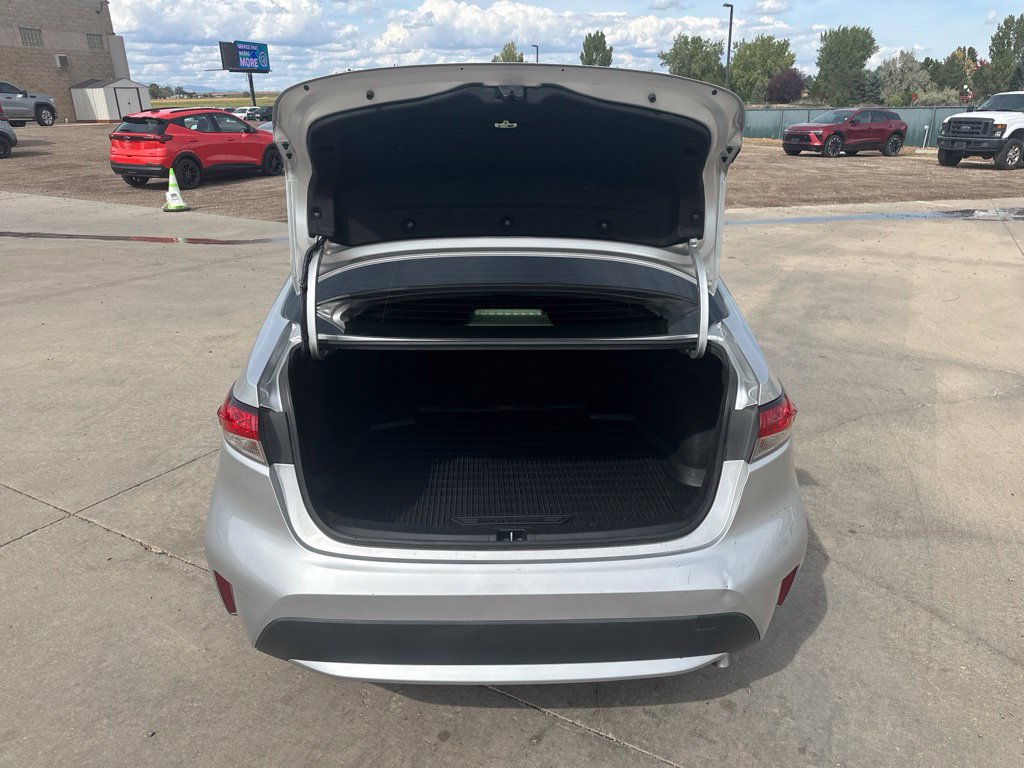 Used 2022 Toyota Corolla LE FWD image 21