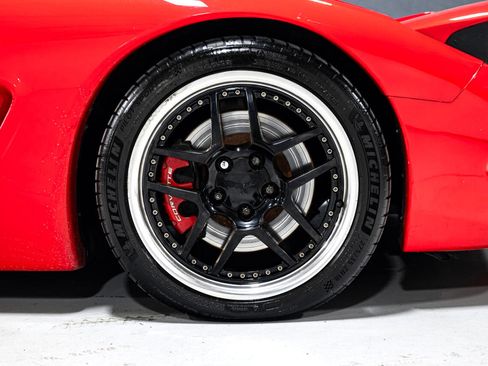 Used 2002 Chevrolet Corvette Z06 w/ Memory Pkg image 12