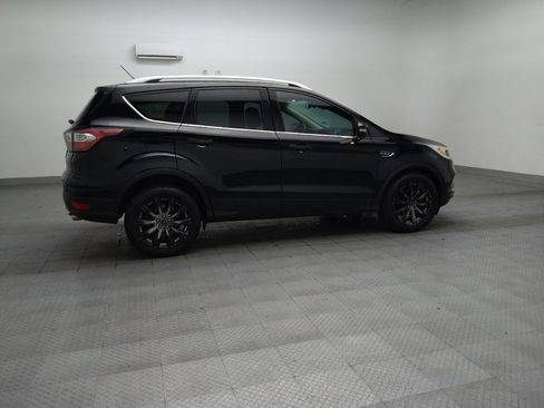 Used 2017 Ford Escape Titanium FWD image 10