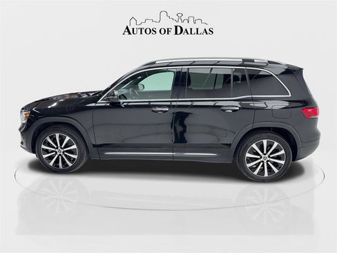 Used 2021 Mercedes-Benz GLB 250 w/ Premium Package image 6