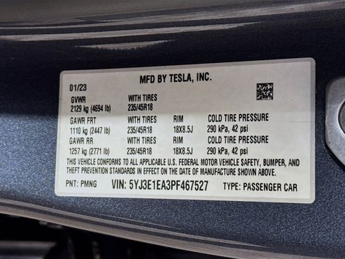 Used 2023 Tesla Model 3 Standard Range image 29