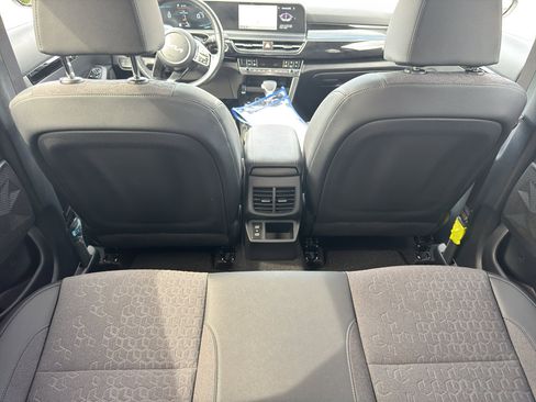 Used 2025 Kia Seltos S image 10