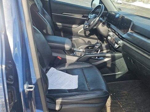 Used 2023 Kia Telluride S w/ S Sunroof Package image 11