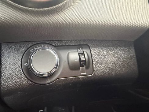 Used 2012 Chevrolet Sonic LT image 17