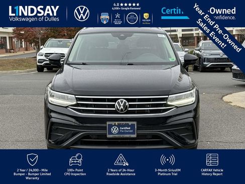 Certified 2022 Volkswagen Tiguan SE image 3