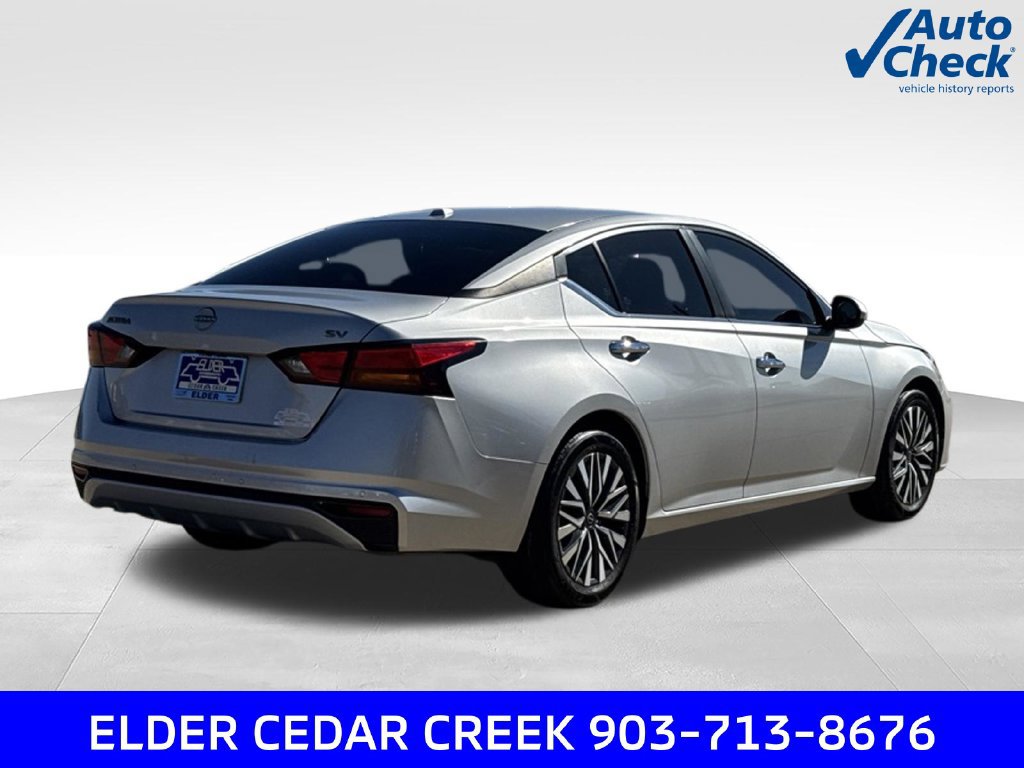 Used 2023 Nissan Altima 2.5 SV FWD image 8