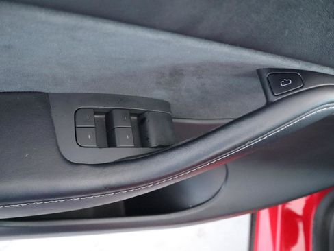 Used 2021 Tesla Model Y Long Range image 24