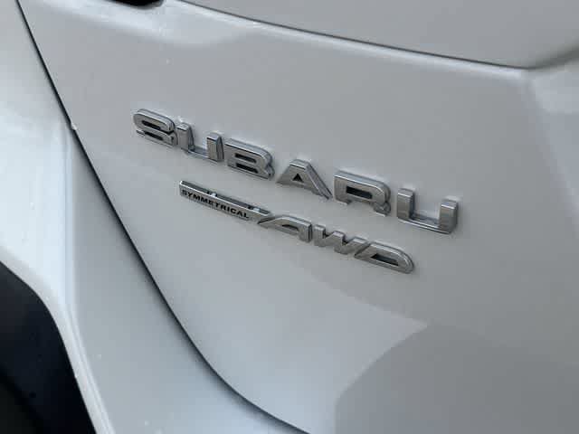 Used 2025 Subaru Outback Premium AWD/4WD image 11