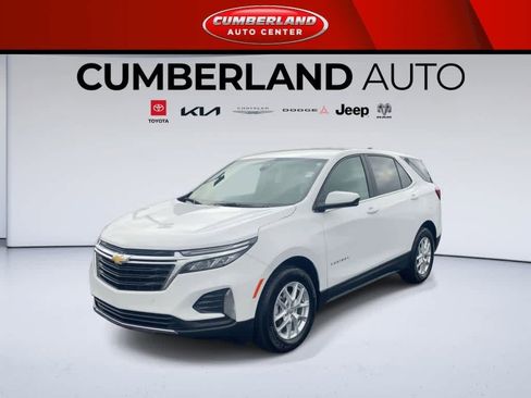 Used 2024 Chevrolet Equinox LT w/ LPO, Floor Liner Package FWD image 4