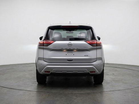 Used 2025 Nissan Rogue SV FWD image 7