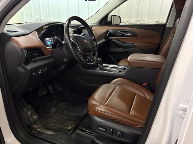 Used 2018 Chevrolet Traverse High Country AWD/4WD image 35