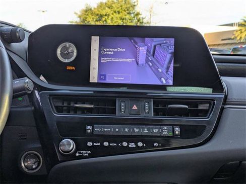 Certified 2025 Lexus ES 350 w/ Premium Package image 16