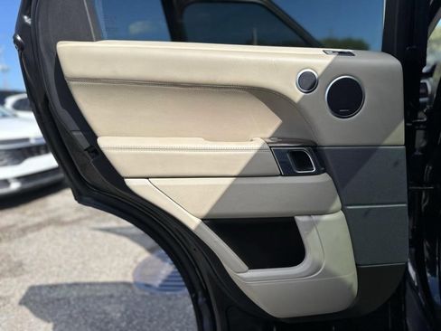 Used 2017 Land Rover Range Rover Sport HSE Dynamic image 17