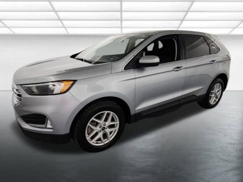 Used 2022 Ford Edge SEL w/ Convenience Package image 3