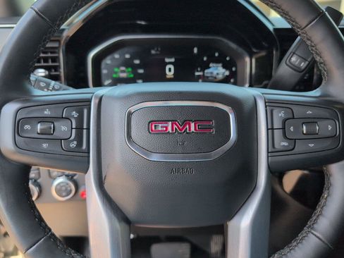 Used 2024 GMC Sierra 1500 SLT AWD/4WD image 28