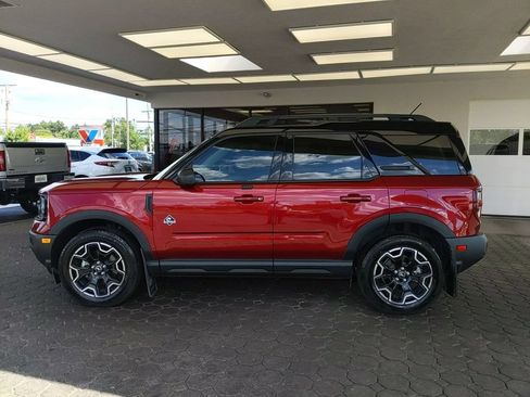 Certified 2025 Ford Bronco Sport Outer Banks AWD/4WD image 9