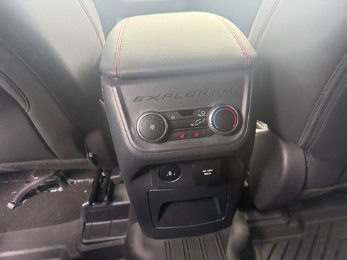Used 2026 Ford Explorer ST AWD/4WD image 29