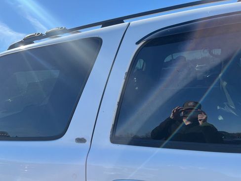 Used 2004 GMC Yukon SLT w/ 1SD Preferred Equipment Group image 16