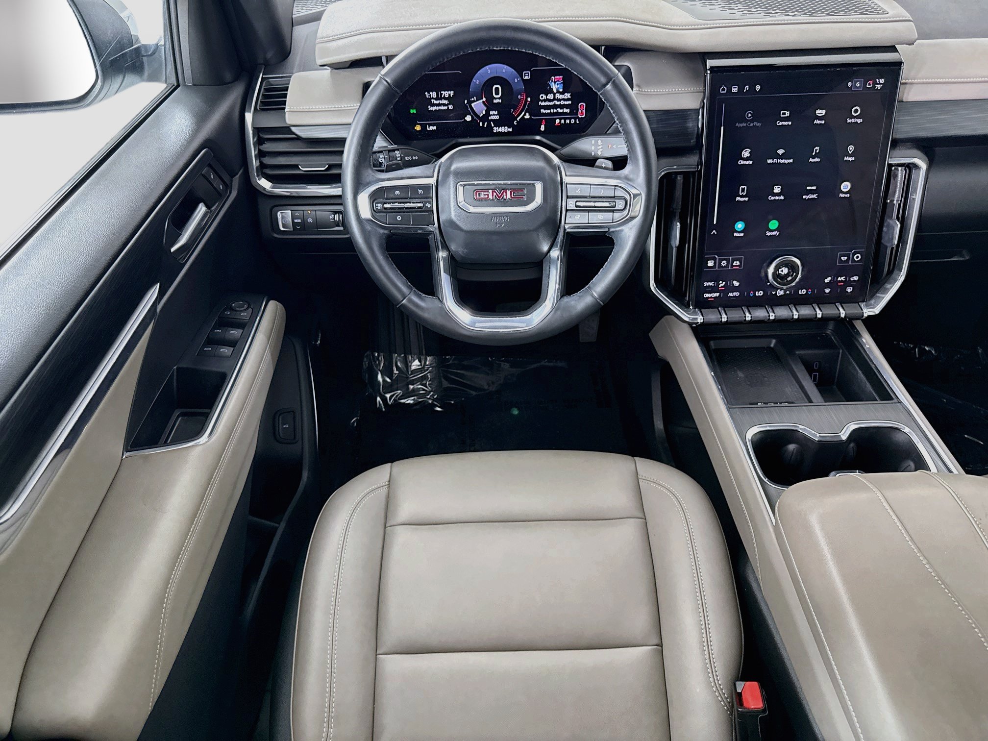 Used 2024 GMC Acadia Elevation w/ LPO, Floor Liner Package FWD image 24