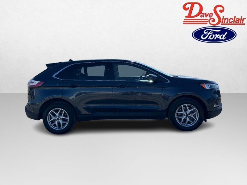 Used 2024 Ford Edge SEL w/ Convenience Package AWD/4WD image 5