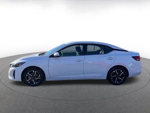 Used 2025 Nissan Sentra SV image 10