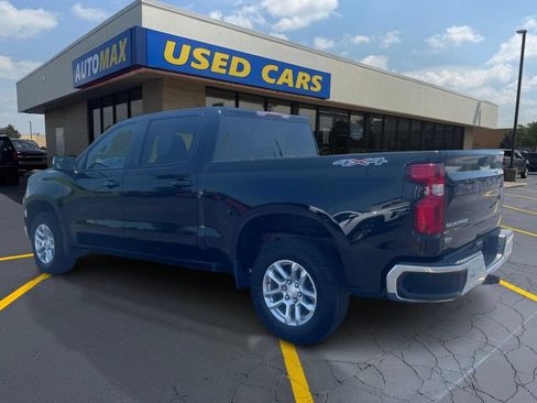 Used 2024 Chevrolet Silverado 1500 LT AWD/4WD image 7