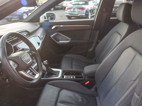 Used 2023 Audi Q3 2.0T Premium w/ Convenience Package image 22