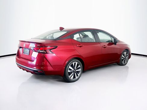 Used 2020 Nissan Versa SR w/ Convenience Package FWD image 9
