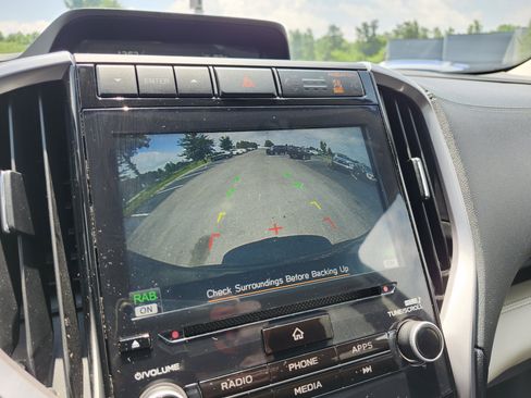 Used 2022 Subaru Ascent Limited AWD/4WD image 2