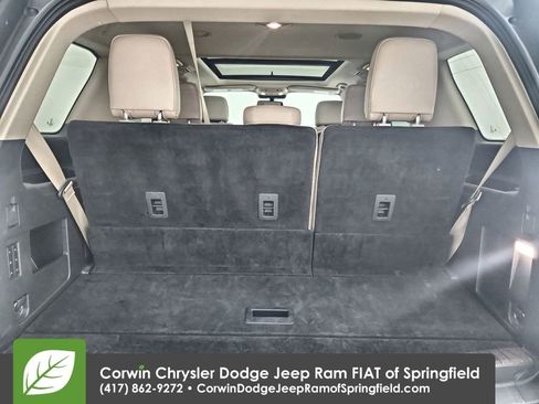 Used 2024 Ford Expedition Limited image 26