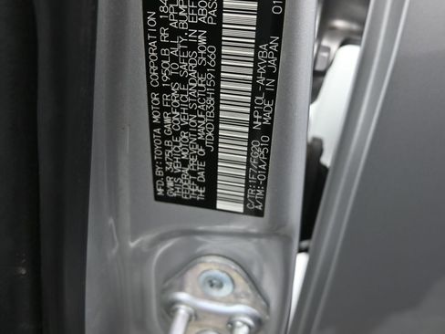 Used 2017 Toyota Prius C Two image 15