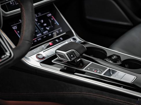 Used 2024 Audi RS 6 performance AWD/4WD image 58