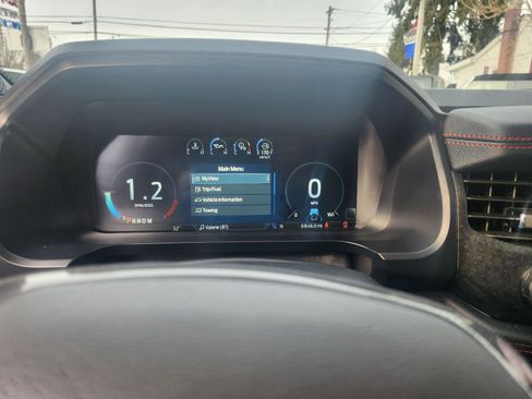 Used 2023 Ford Expedition Limited image 14