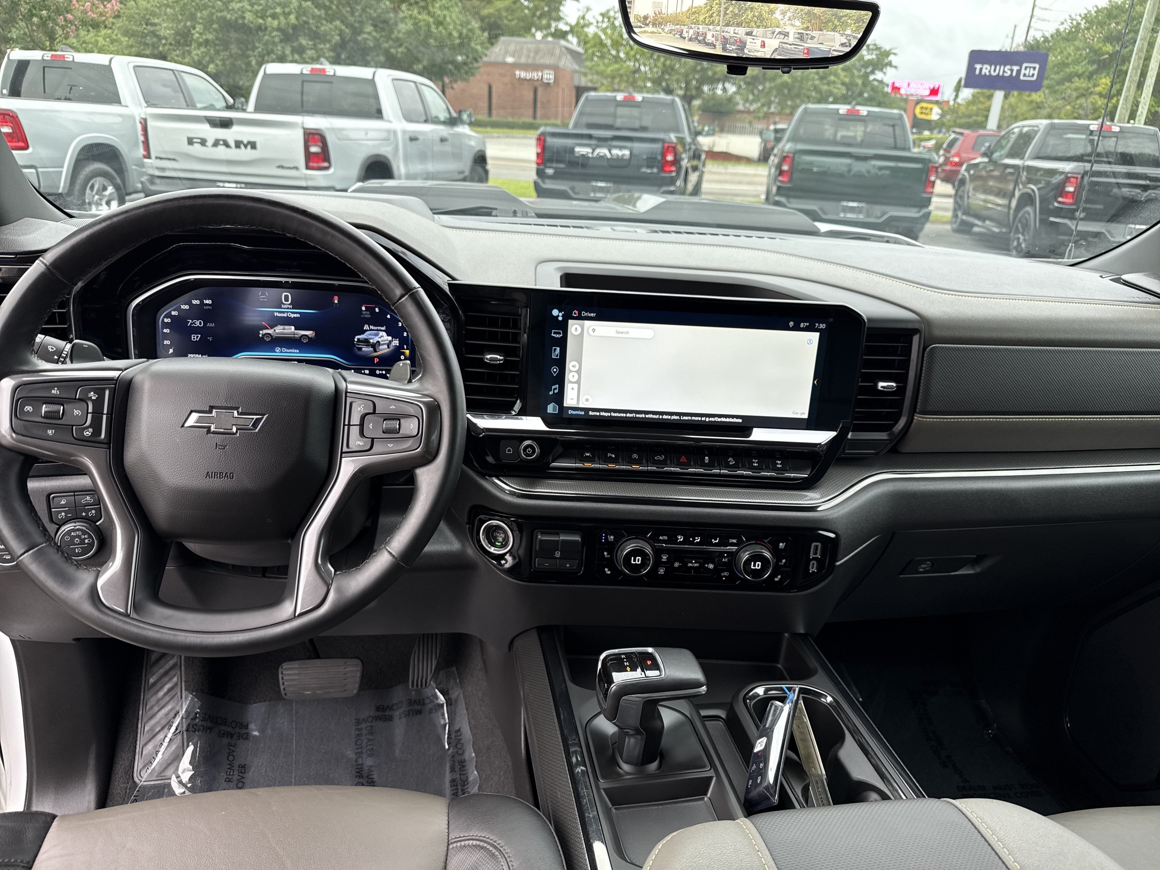 Used 2024 Chevrolet Silverado 1500 ZR2 w/ Technology Package AWD/4WD image 32
