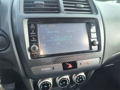 Used 2020 Mitsubishi Outlander Sport ES image 16