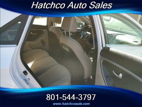 Used 2013 Hyundai Elantra GT w/ Touch & Go Pkg FWD image 15