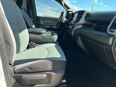Used 2022 RAM 2500 Big Horn AWD/4WD image 29