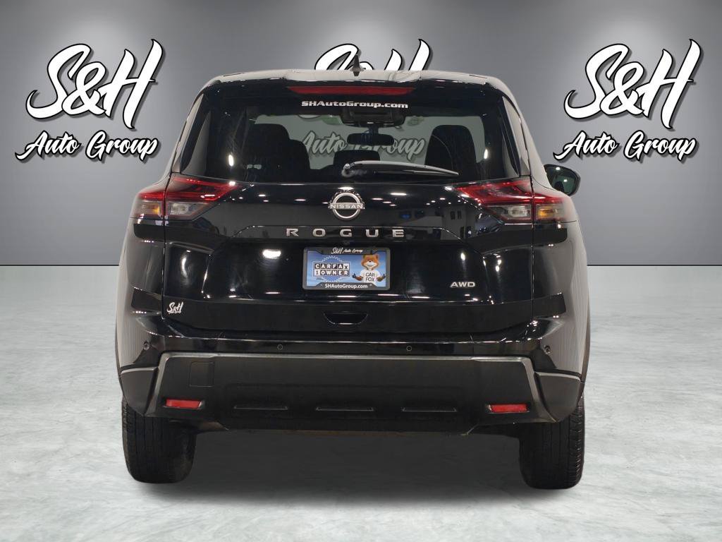 Used 2024 Nissan Rogue S AWD/4WD image 16
